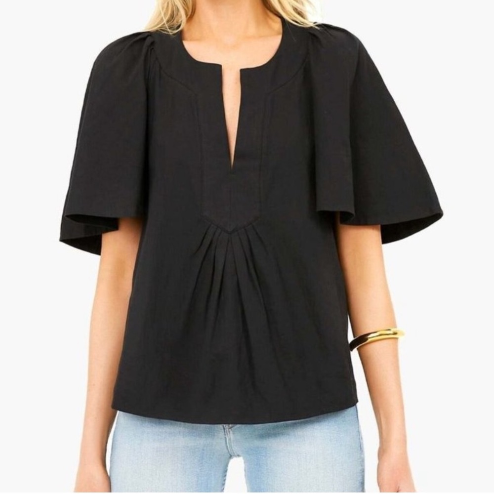 $98 POMANDER PLACE Black Finley Flutter Sleeve Top